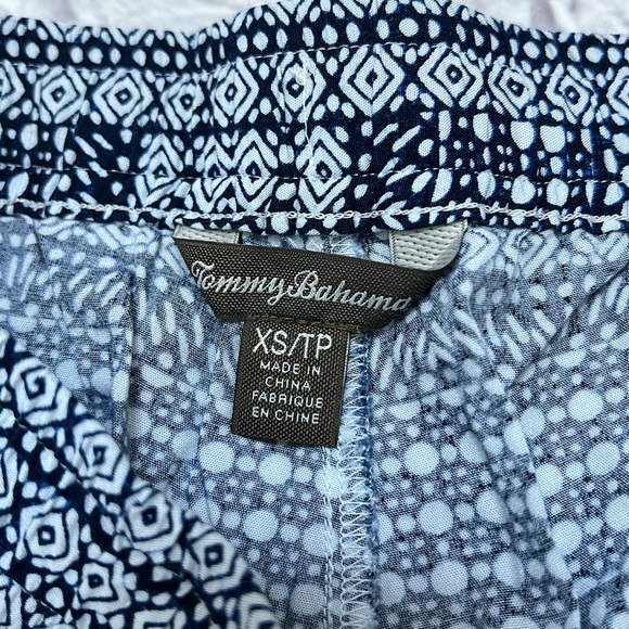 Tommy Bahama women’s casual wide leg pants navy blue & white - Picture 5 of 9